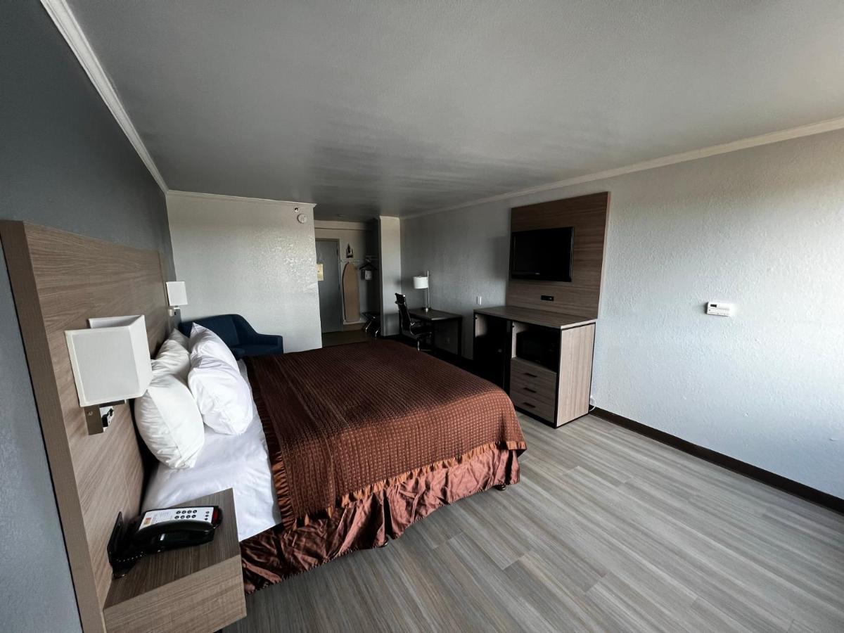 Super 8 By Wyndham Fort Worth Entertainment District Exteriör bild